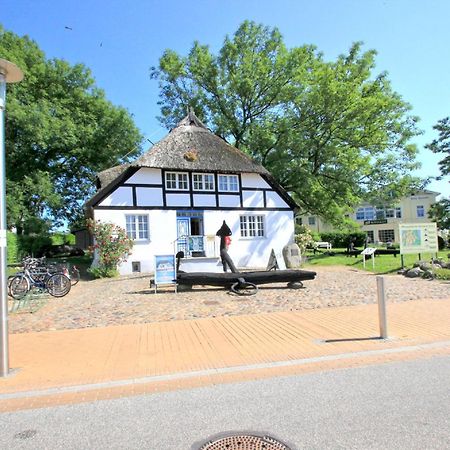 Fewo Mit Terrasse, Gratis Nutzung Vom Ahoi Erlebnisbad Und Sauna In Sellin - Haus Blick Zur See Fewo 13 Гьорен Екстериор снимка